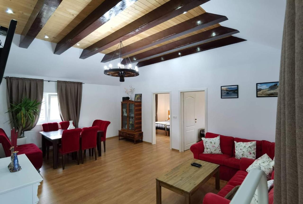 Apartament 2 Camere - Casa Divertis Buzău Exteriér fotografie