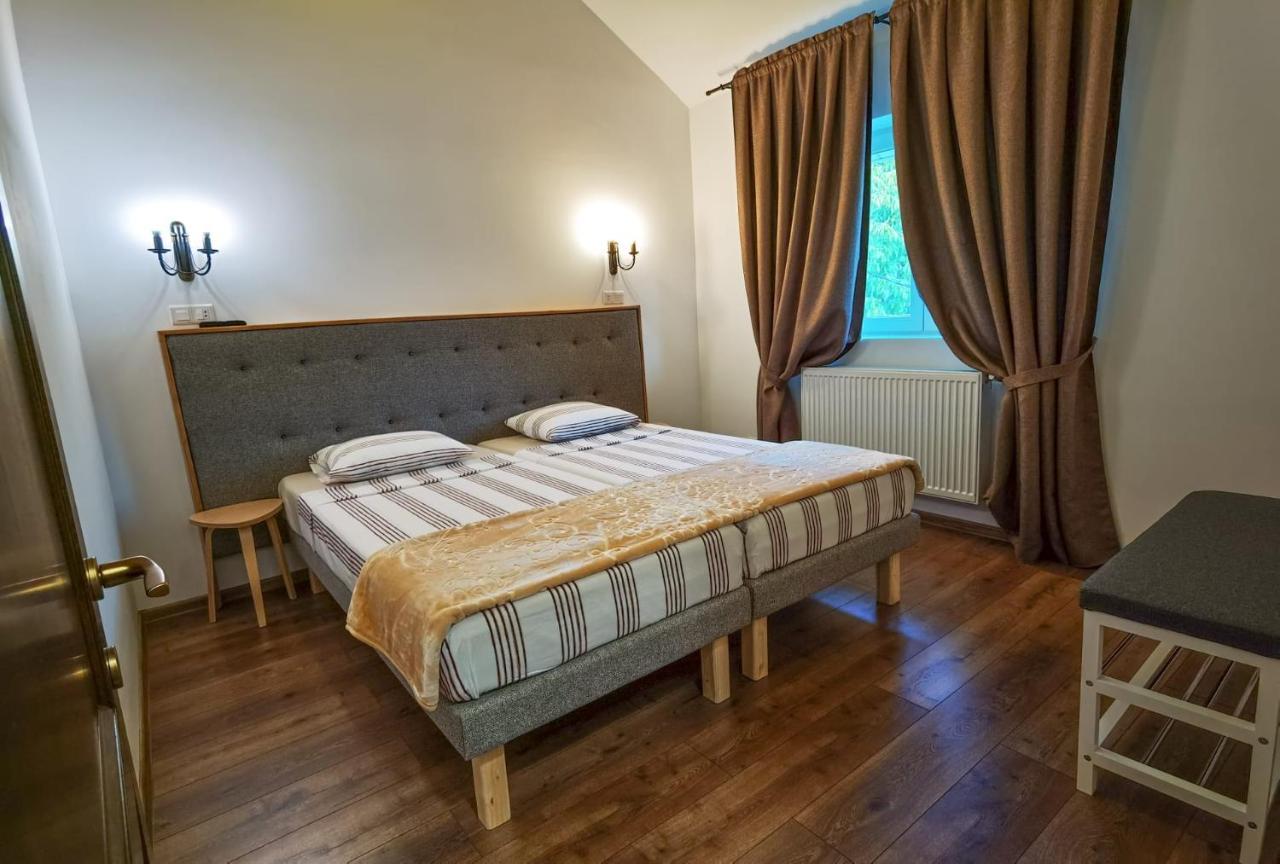 Apartament 2 Camere - Casa Divertis Buzău Exteriér fotografie